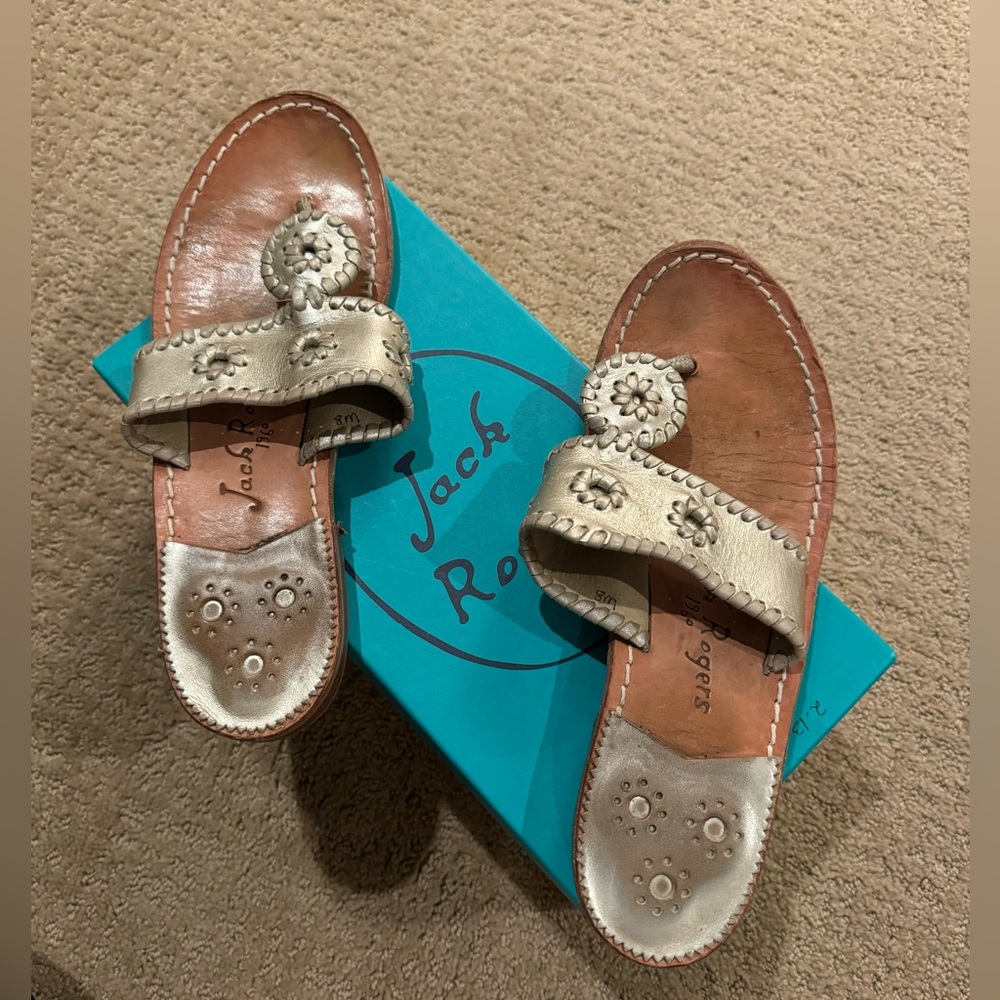 Jack Rogers Hampton Flat sandal in platinum